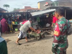 Danramil-05/Patampanua Kodim 1404/Pinrang Ajak Masyarakat Kerja Bakti Bersihkan Pasar