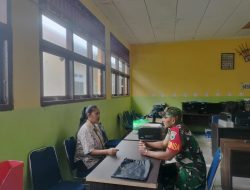 Babinsa Satgaster Anjangsana ke SD Impres 13 Kumurkek