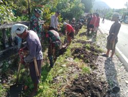 Wujudkan Lingkungan Sehat, Kodim 1412/Kolaka Bersama Warga Karya Bhakti Bersihkan Saluran Drainase