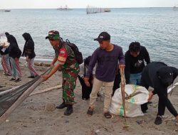 Peduli Kebersihan Lingkungan, Koramil-01 Kodim 1404/Pinrang Melaksanakan Pembersihan Pantai