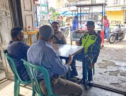 Manfaatkan Waktu di Warung Kopi, Babinsa Indra Jaya Ajak Warga Tingkatkan Kewaspadaan Gampong