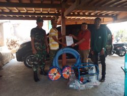 Babinsa Koramil 1425-04/Kelara Dampingi Kelompok Petani Penerima Bantuan Mesin Pompa Air Bantuan Dari Kementrian Pertanian RI