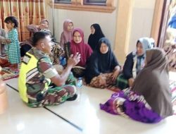 Babinsa Koramil Delima Serda Amri Manfaatkan Momen Posyandu untuk Edukasi kepada Ibu-Ibu