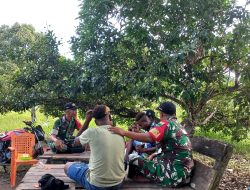 Babinsa Sidey Terus Jalin komunikasi Sosial Yang Efektif Agar Hubungan Baik Dengan Warganya Tetap Terbina