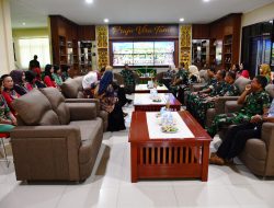 Danrem 181/PVT Pimpin Acara Laporan Korps Penyerahan Jabatan Dan Tradisi Satuan Kasi Intel Kasrem 181/PVT