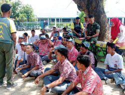 Tanamkan Disiplin Sejak Dini, Personil Koramil 1425-05 Batang Berikan Pelatihan Dasar PBB Kepada Pelajar