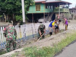 Koramil-08 Kodim 1404/Pinrang Bersihkan Saluran Air Bersama Warga