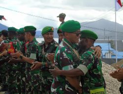 ACARA LEPAS SAMBUT KOMANDAN KODIM 1703/DEIYAI YANG BERLANGSUNG DI MAKODIM 1703/DEIYAI