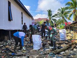 Timbulkan Kesadaran,Koramil 0907/04 Tarut Ajak Warga Bersihkan Tumpukan Sampah