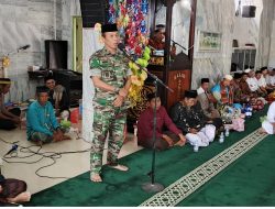Danramil-05 Kodim 1404/Pinrang Bersama Forkopimca, Hadiri Peringatan Maulid Nabi Muhammad SAW di Wilayah Binaan