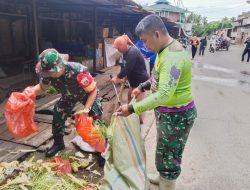 Semangat Gotong Royong, Koramil 02 Enrekang Gelar Karya Bhakti Bersihkan Selokan Bersama Rakyat