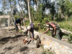 Kerja Bakti Pembuatan Talud Jalan, Bentuk Kebersamaan Babinsa Lappariaja Dan Warga Binaan