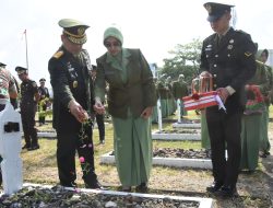 Danrem 141/Tp Pimpin Ziarah Nasional Peringatan HUT Ke-79 TNI