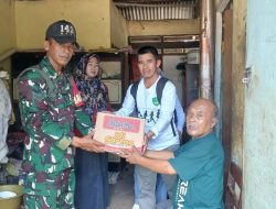Wujud kepedulian, Babinsa Koramil 1422-04/Mandai Jenguk Warganya Yang Sakit