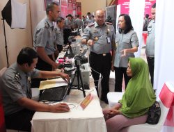 Gelar Layanan Paspor Simpatik Spektakuler, Kemenkumham Jateng Terbitkan 2024 Paspor