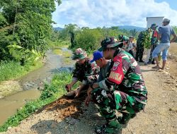 Hindari Banjir dan Tanah Longsor, Kodim 1412/Kolaka Bersama Warga Karya Bhakti Tanam Ratusan Pohon Pelindung
