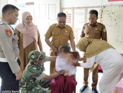 Babinsa Garda Terdepan; Sinergi Babinsa dan Puskesmas Sukseskan Imunisasi BIAS Untuk Kesehatan Siswa