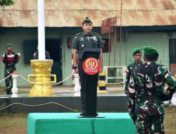Kasdim 1707/Merauke Memimpin Upacara Bendera Mingguan