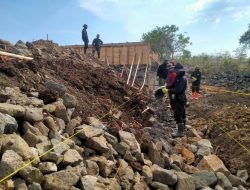 Pelaksanaan Kegiatan TMMD Ke-122 TA. 2024 di Kodim 1425/Jeneponto, Pembangunan Talud Capai 30%