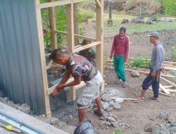 Sasar Pengerjaan Fisik, Personel Satgas TMMD 122 Buat MCK Untuk Masyarakat