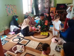 Babinsa Koramil 1407-07/Tanete Riattang Berikan Pendampingan Kegiatan Posyandu Di Wilayah