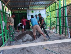 Rehab RTLH Memasuki Tahap Pengecoran Lantai, Anggota Koramil Kajuara Gotong Royong Bersama Warga