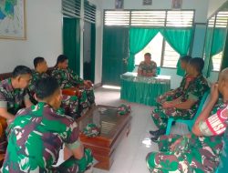 Ws. Danramil 1407-10/Ponre Berikan Jam Komandan Kepada Anggotanya
