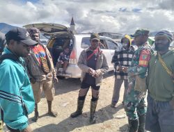 JALIN KEDEKATAN DAN SILATURAHMI BABINSA KORAMIL 1703-02/TIGI RUTIN LAKSANAKAN KOMSOS DENGAN MITRA KARIB DI WILAYAH BINAANYA