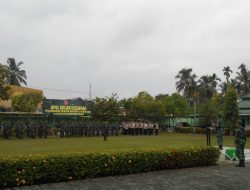 Dandim 0904/Paser Pimpin Upacara Bendera Dilapangan Makodim