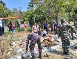 Koramil-01Kodim 1404/Pinrang Bersama Warga Laksanakan Pembersihan Pesisir Pantai