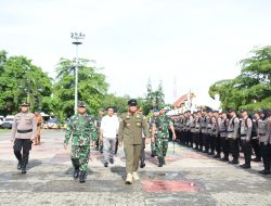 Danrem 141/Tp Hadiri Apel Pagelaran dan Pergeseran Pasukan Serta Patroli Sinergitas Dalam Rangka Pengamanan TPS Pilkada Serentak 2024