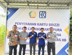 Terapkan Cashless, Warga Binaan Lapas Banjarbaru Terima Kartu Brizzi dari BRI Cabang Martapura
