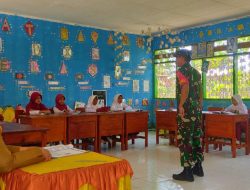 Tumbuhkan Jiwa Patriotisme, Babinsa Koramil 04 tellusiatinge, Berikan Wasbang Kepada Siswa Sekolah Dasar