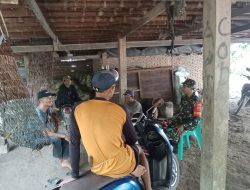 Komsos Babinsa Koramil 1407-03/Cenrana Bersama Tomas, Bahas Keamanan Dan Ketertiban Lingkungan di wilayah binaan