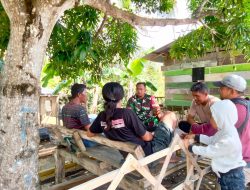 Melalui Komsos, Babinsa Koramil 1407-03/Cenran Sampaikan Pesan Jaga Ketertiban Dan Kebersihan Lingkungan