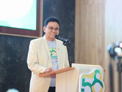 Puncak Peringatan Milad 58 Tahun Gappembar,Bupati Barru Potong Tumpeng Bersama Ketua DPRD Barru
