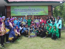 Peringati Hari Ibu, Persit Kartika Chandra Kirana Cabang XXXIV Dim 1404/Pinrang Gelar Pertandingan Bola Voli