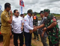 Letkol Inf Johny Nofriady Sambut Kunker Komisi IV DPR RI Panen Raya di Merauke