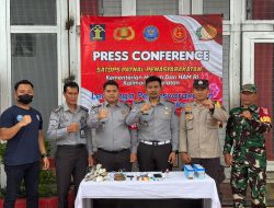Lapas Banjarbaru Berantas Halinar Bersama APH Lewat Razia Kamar Warga Binaan