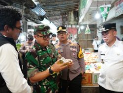ngan nyaman”,Pungkasnya.  Jelang Natal Dan Tahun Baru,Pj.Walikota Didampingi Dandim 0907/Tarakan Sidak Pasar Ghuser