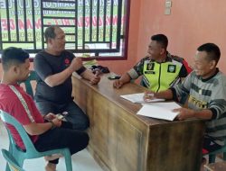 Babinsa Koramil 17/Geumpang Gelar Komsos dengan Perangkat Desa Lutuen