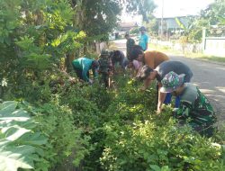 Cegah Banjir dan Wabah Penyakit, Koramil-03 Kodim 1404/Pinrang bersama Warga Kerja Bakti Pembersihan Saluran Air