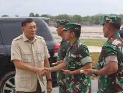 Danlanud HAD Sambut Kunjungan Kerja Menteri Pertahanan RI di Bandar Udara Singkawang