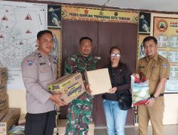 Bantu Sesama,Babinsa Koramil 0907/03 Tarbar Salurkan Parcel Natal Untuk Warga Kurang Mampu