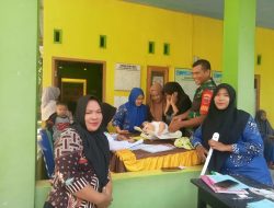 Babinsa Koramil 1407-13 Sibulue Aktif Lakukan Pendampingan Posyandu