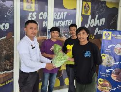 Laris! Rutan Palu Pasarkan Hasil Panen Selada Hidroponik ke Sejumlah Pelaku Usaha di Kota Palu