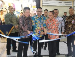 Ada Produk Karya Warga Binaan di Pasar Baru Bandung! Sesditjenpas Resmikan Toko Pojok Hasil Karya WBP