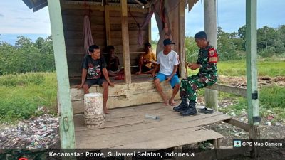 Demi Menjalin Hubungan Baik, Babinsa Koramil 1407-10/Ponre melaksanakan Komsos Dengan Warga Binaan