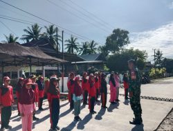 Babinsa Koramil 01/Ajangale Dim 1407/Bone  Berikan Materi PBB Kepada Siswa SD Inpres 12/79 Allamung Patue