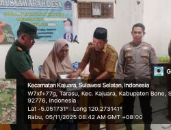 Danramil 1407-18/Kajuara Lettu Inf. Syahruddin Hadiri Penyaluran BLT Di Desa Tarasu